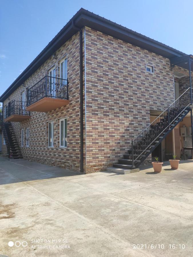 Kochalidze Family Apartamento Batumi Exterior foto