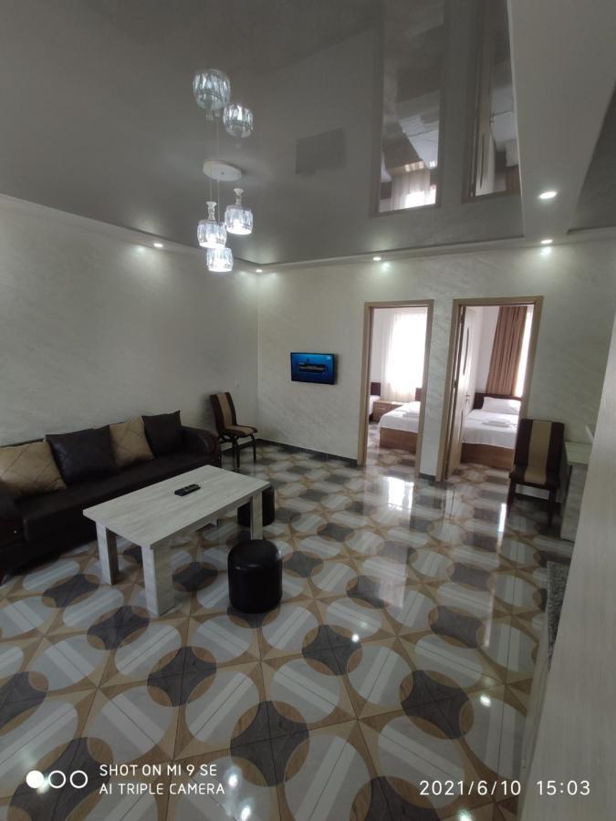 Kochalidze Family Apartamento Batumi Exterior foto