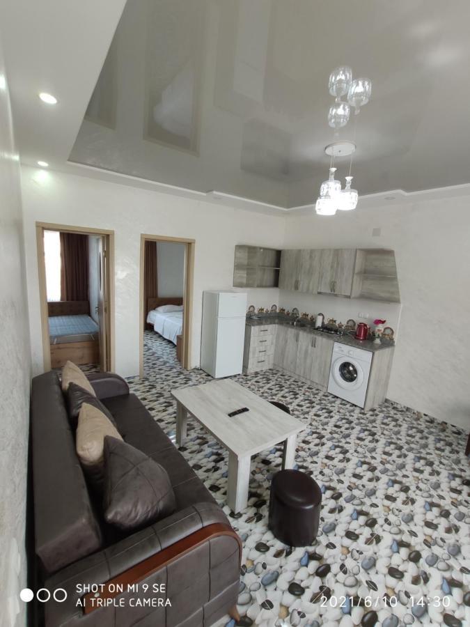 Kochalidze Family Apartamento Batumi Exterior foto