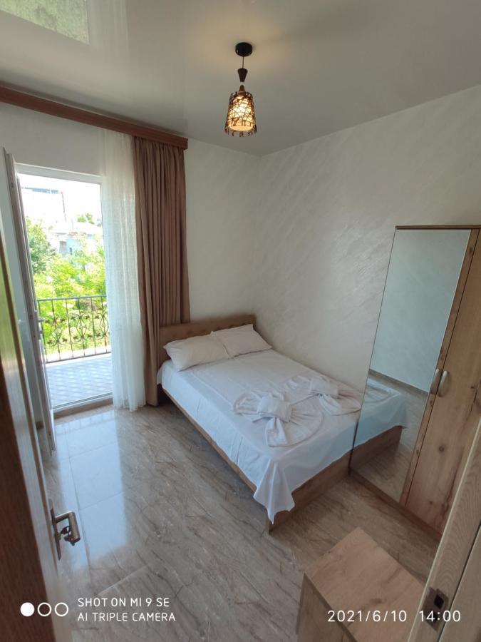 Kochalidze Family Apartamento Batumi Exterior foto