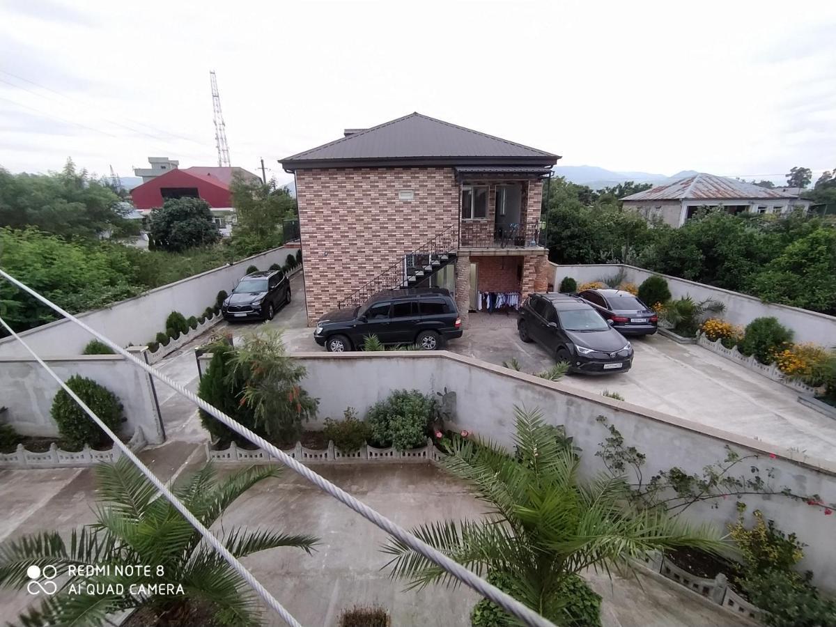 Kochalidze Family Apartamento Batumi Exterior foto