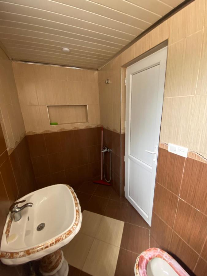 Kochalidze Family Apartamento Batumi Exterior foto