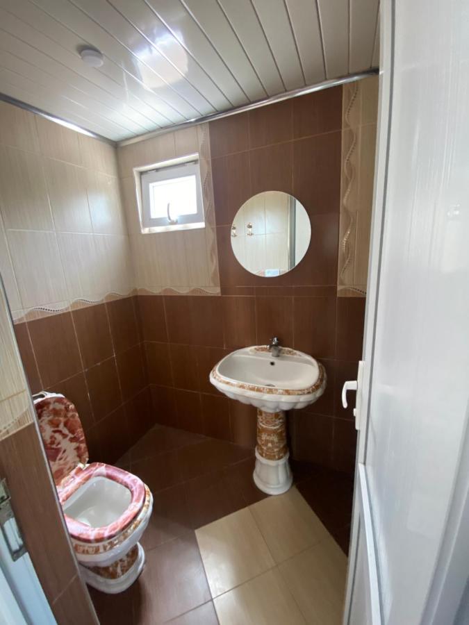 Kochalidze Family Apartamento Batumi Exterior foto