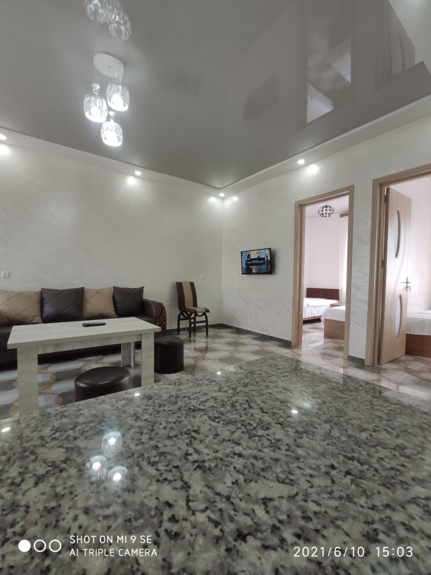 Kochalidze Family Apartamento Batumi Quarto foto